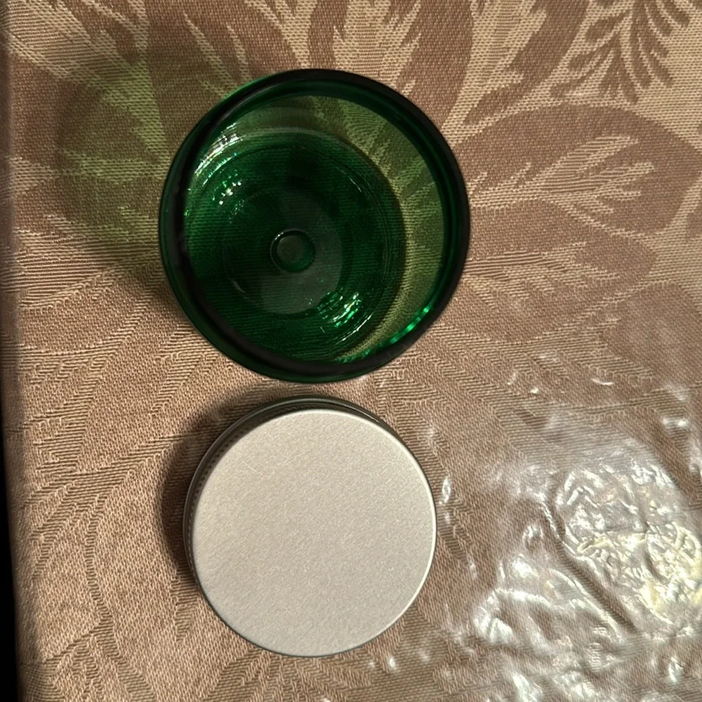12 piece green plastic jars with lids